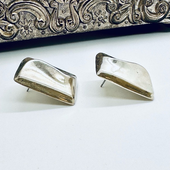 Vintage Modernist Large Silver Earrings - Picture 7 of 9